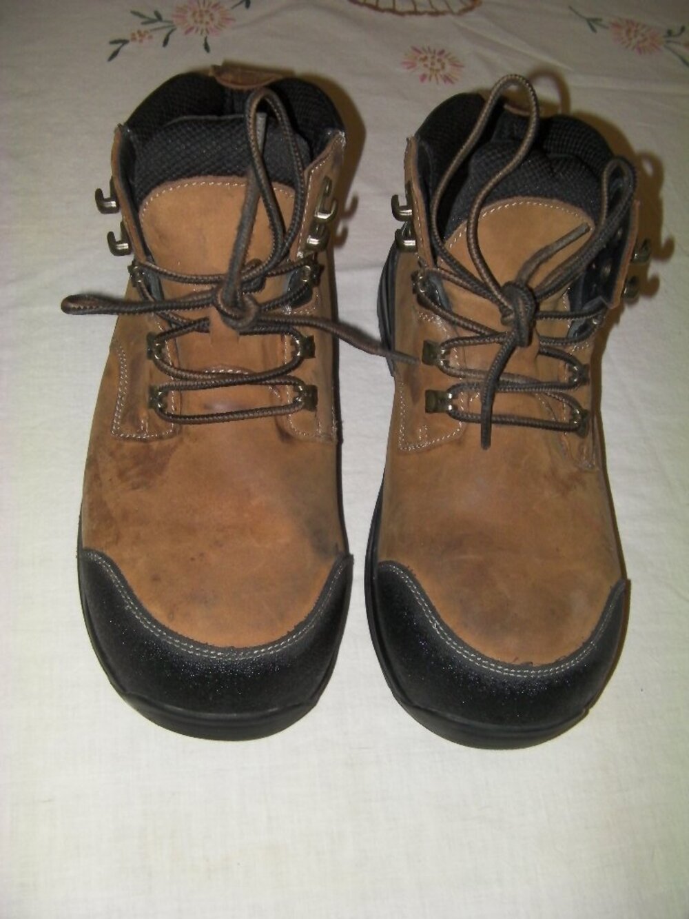 Boots Mens 7.5 Steeltoe